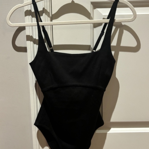 Forever 21 black body suit size small never worn - Picture 5 of 5